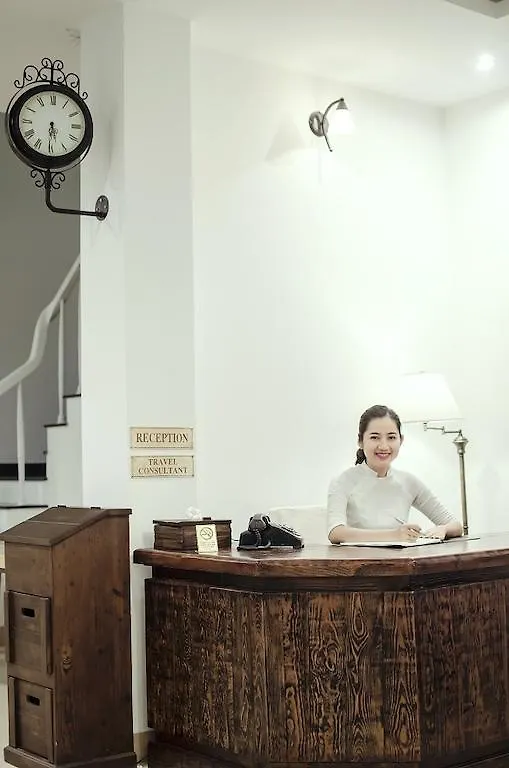 Frangipani Boutique Hotel Đà Nẵng